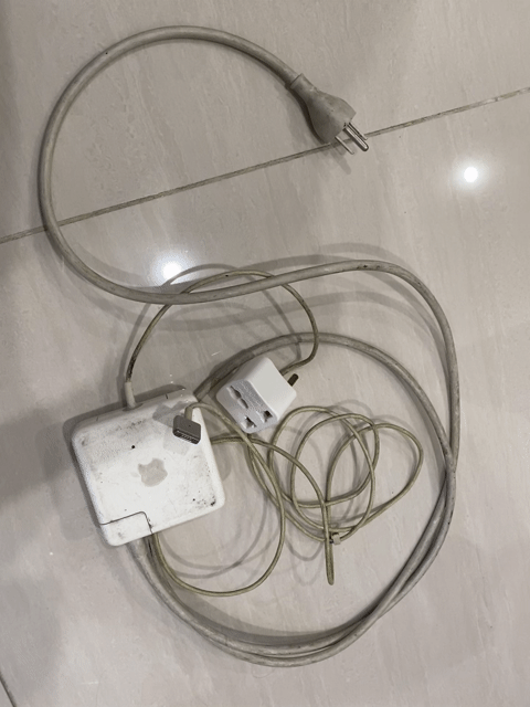 Thanh lý sạc Apple MacBook MagSafe 2 zin + Tặng kè. Mua bán Phụ kiện (Màn hình, Chuột...) tại Thành phố Thủ Đức Tp Hồ Chí Minh được đăng bởi Ánh Nhiên hình 1