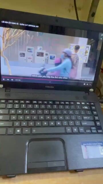 Laptop Toshiba 4GB/256GB HDD Đen. Mua bán Laptop tại Quận Thanh Khê Đà Nẵng được đăng bởi quốc huy hình 1