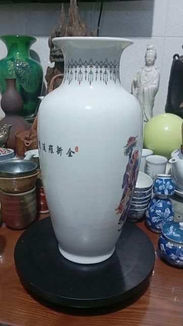 Bình trang trí Gốm sứ Trắng. Mua bán Cây cảnh, đồ trang trí tại Thành phố Dĩ An Bình Dương được đăng bởi  Gốm Nhật Tánh Ngô  hình 1