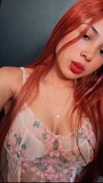 Model - Sweet Cloe ass