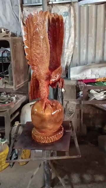 Tượng gỗ Đại bàng vờn cầu. Mua bán Đồ sưu tầm, đồ cổ tại Huyện Đông Hưng Thái Bình được đăng bởi vương hình 1