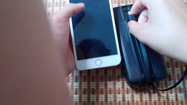 CẦN TIỀN GẤP NÊN BÁN ĐÔI IPHONE 6SPL. Mua bán Điện thoại tại Huyện Tân Yên Bắc Giang được đăng bởi Dương Ngô Bách Hợp hình 1
