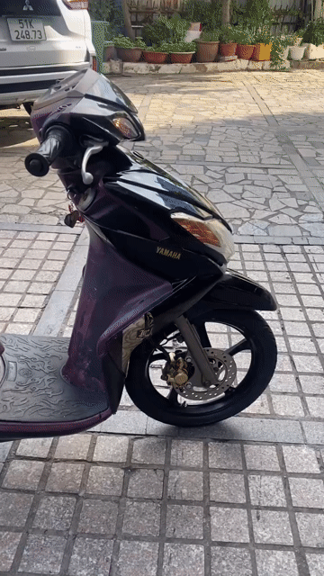 Yamaha Luvias . Mua bán Xe máy tại Quận 7 Tp Hồ Chí Minh được đăng bởi trình minh sơn hình 1