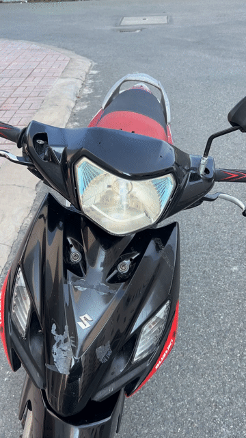 Suzuki Axelo 125 Đen Đỏ máy êm ngon,siêu bền !. Mua bán Xe máy tại Quận Bình Tân Tp Hồ Chí Minh được đăng bởi Phạm Kim Khánh  hình 1