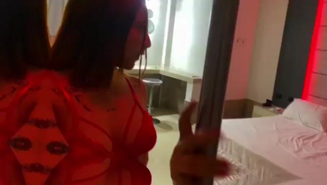 Model - Mily Rouse anal