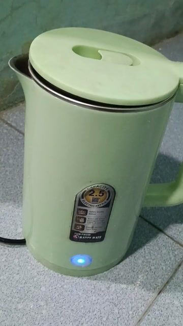 Ấm siêu tốc Happy Mate 2.5L Xanh lá. Mua bán Bếp, lò, đồ điện nhà bếp tại Quận Thanh Khê Đà Nẵng được đăng bởi bán đồ củ còn dùng tốt  hình 1