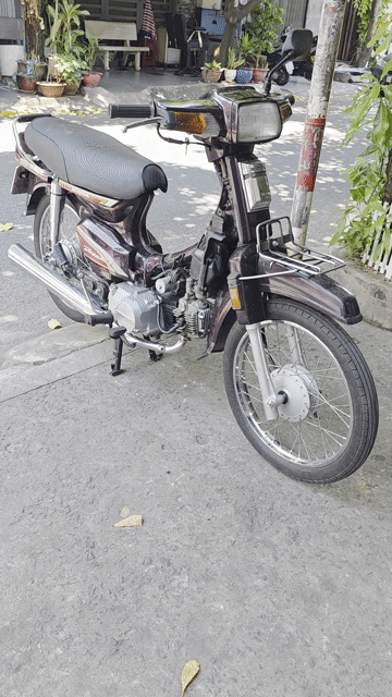 Honda Dream Thái 1995 Tím Thái Lan. Mua bán Xe máy tại Quận Tân Phú Tp Hồ Chí Minh được đăng bởi Phan Tấn hình 1