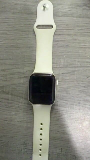 APPLE WATCH SE 40mm. Mua bán Thiết bị đeo thông minh tại Huyện Cần Giờ Tp Hồ Chí Minh được đăng bởi Thu Trang hình 1