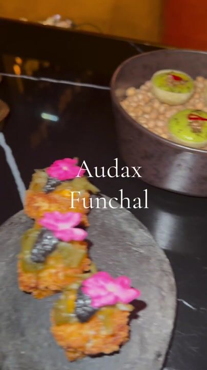 Uma joia da gastronomia moderna no coração da cidade: vídeo de Audax, Madeira