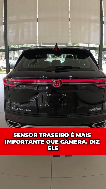 Sensor traseiro é mais importante que câmera, diz ele