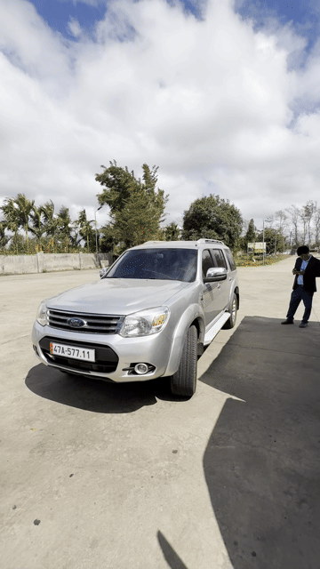 Ford Everest 2015 Số sàn Bạc. Mua bán Ô tô tại Thành phố Buôn Ma Thuột Đắk Lắk được đăng bởi tran cong phung hình 1