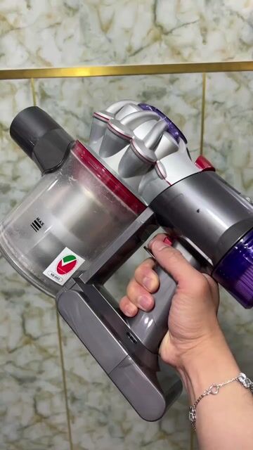 Máy hút bụi Dyson V8 UK. Mua bán Nội thất, đồ gia dụng khác tại Quận 4 Tp Hồ Chí Minh được đăng bởi nha tro 301 hình 1