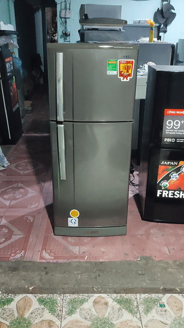 tủ sạch đẹp ít hao điện bao sài bao đổi 30ngay BH3. Mua bán Tủ lạnh tại Quận Tân Bình Tp Hồ Chí Minh được đăng bởi ĐIỆN LẠnh SONG PHÁT hình 1