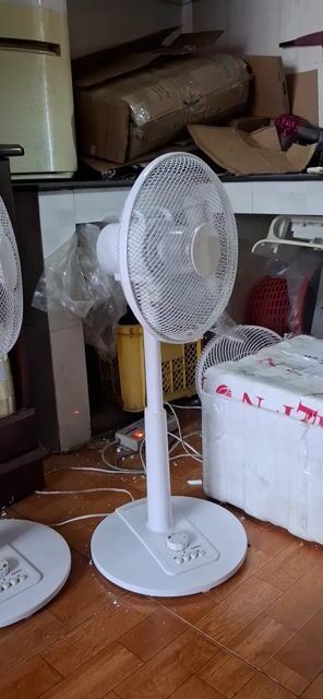 Quạt đứng Trắng Êm ái Phòng ngủ. Mua bán Quạt tại Thành phố Vũng Tàu Bà Rịa - Vũng Tàu được đăng bởi Vinh Trực hình 1