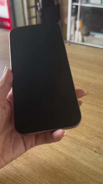 Apple iPhone 16 Pro Max 256GB Vàng Mới. Mua bán Điện thoại tại Quận Thanh Khê Đà Nẵng được đăng bởi Hoàng Ly hình 1