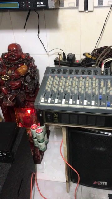 Mixer bàn Soundcraft SpiritFolio12 made in England. Mua bán Tivi, Âm thanh tại Quận Phú Nhuận Tp Hồ Chí Minh được đăng bởi khoi hình 1
