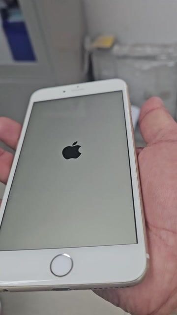 Apple iPhone 6 Plus 64GB Vàng Đã qua sử dụng. Mua bán Điện thoại tại Thành phố Biên Hòa Đồng Nai được đăng bởi Võ Văn Thế hình 1