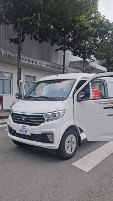 Xe tải Van Thaco 2 chỗ - 945kg Trả góp tại TPHCM. Mua bán Xe tải, xe ben tại Thành phố Thủ Đức Tp Hồ Chí Minh được đăng bởi Mr Bắc hình 1