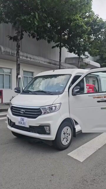 Xe tải Van Thaco 2 chỗ - 945kg Trả góp tại TPHCM. Mua bán Xe tải, xe ben tại Thành phố Thủ Đức Tp Hồ Chí Minh được đăng bởi Mr Bắc hình 1