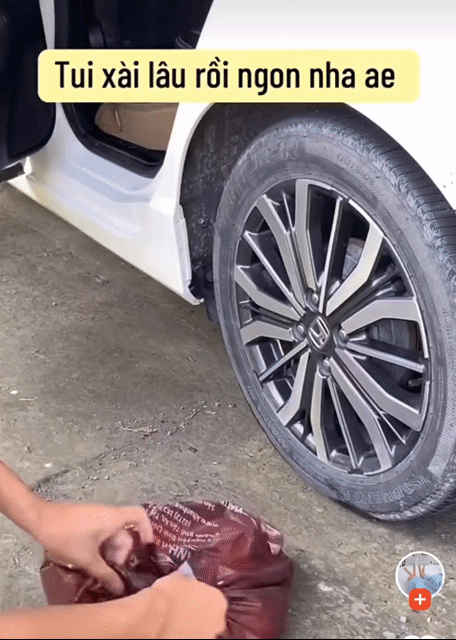 Máy bơm lốp xe Toyota Trắng. Mua bán Phụ tùng xe tại Thành phố Thủ Đức Tp Hồ Chí Minh được đăng bởi Trương Anh Hào hình 1