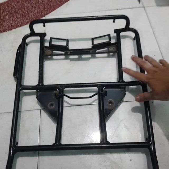 Baga siêu tải honda Benly Thép Đen dày chắc Nhật. Mua bán Phụ tùng xe tại Quận Tân Bình Tp Hồ Chí Minh được đăng bởi đam mê đồ nội địa Shop hình 1