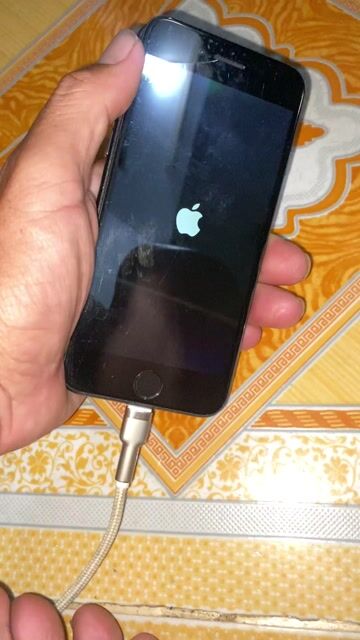 iPhone 7 Đen Bể kính. Mua bán Điện thoại tại Quận 7 Tp Hồ Chí Minh được đăng bởi Nguyễn Nam Tiến hình 1