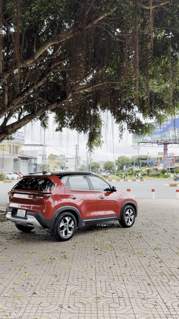 KIA SONET Luxury 2023 Đỏ 42.000 km. Mua bán Ô tô tại Thành phố Buôn Ma Thuột Đắk Lắk được đăng bởi ĐỨC HÙNG AUTO hình 1