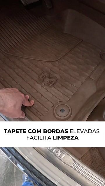 TAPETE COM BORDAS ELEVADAS FACILITA LIMPEZA #4x4