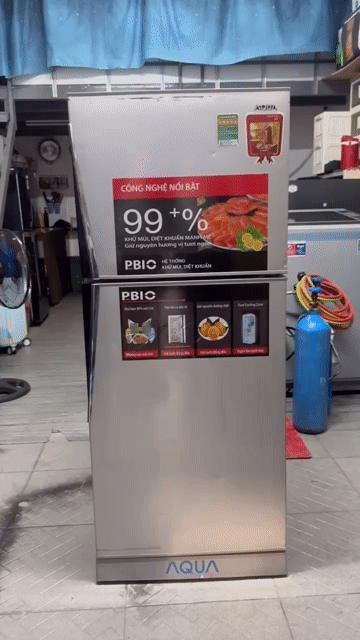 Tủ lạnh Aqua 165 lít Màu Bạc Nguyên Zin. Mua bán Tủ lạnh tại Thành phố Thủ Đức Tp Hồ Chí Minh được đăng bởi Đỗ Chí Hoàn  hình 1