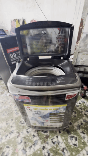 Máy giặt LG 17kg cửa trên Inverter Đen. Mua bán Máy giặt tại Quận Bình Thuỷ Cần Thơ được đăng bởi lê bích hình 1