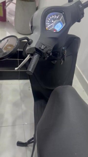 Bán xe còn mới LIBERTY màu xám như hình. Mua bán Xe máy tại Quận 1 Tp Hồ Chí Minh được đăng bởi Ngân Nguyễn Trương hình 1