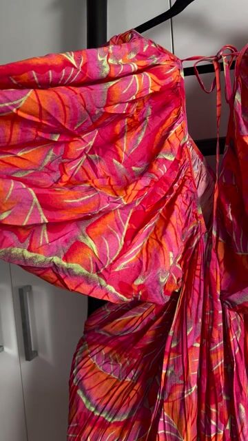 Bubble Sleeve Maxi Dress