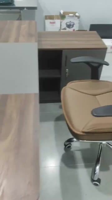 Ghế xoay giám đốc cao cấp. Mua bán Bàn ghế tại Thành phố Thủ Đức Tp Hồ Chí Minh được đăng bởi Tiệm Nhà Gỗ hình 1