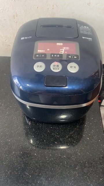 Nồi cơm điện Tiger JPC-A. Mua bán Bếp, lò, đồ điện nhà bếp tại Huyện Bình Chánh Tp Hồ Chí Minh được đăng bởi Anh Tài hình 1