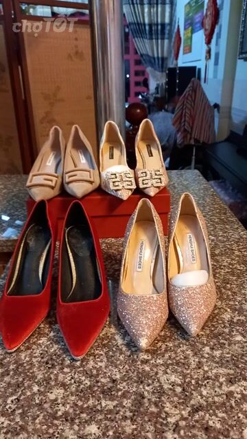Giày cao gót Nữ Da lộn, Kim tuyến size 35. Mua bán Giày dép tại Quận Bình Tân Tp Hồ Chí Minh được đăng bởi Mạnh  hình 1