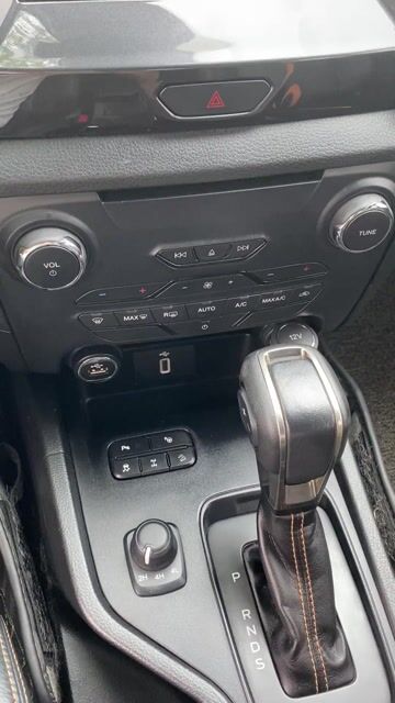 Wildtrak 2021 4x4 xe công vụ chủ tịch sử dụng. Mua bán Ô tô tại Quận Thanh Xuân Hà Nội được đăng bởi Hoàng Anh hình 1