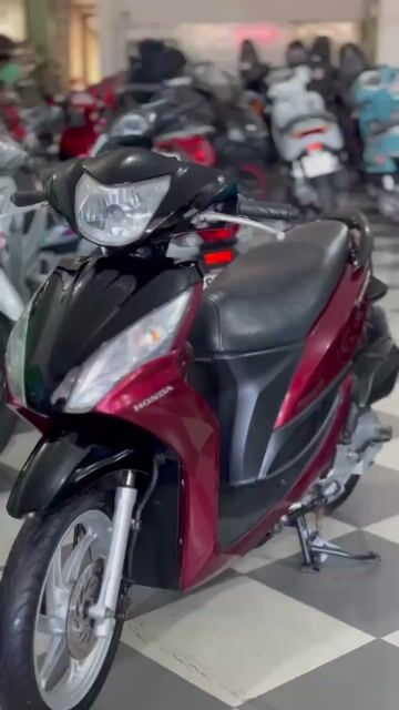 Honda Vision Đỏ. Mua bán Xe máy tại Huyện Trảng Bom Đồng Nai được đăng bởi Của Hàng Xe Máy U Phong hình 1