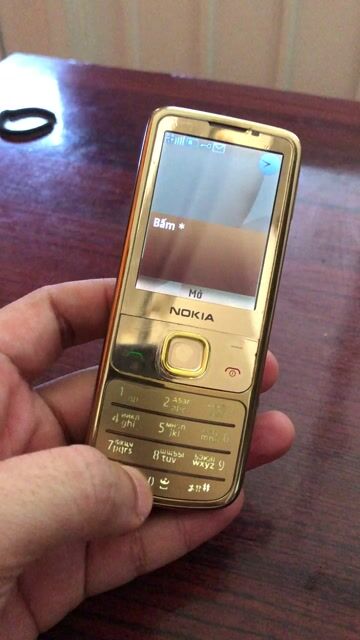 Nokia Điện thoại phổ thông Vàng. Mua bán Điện thoại tại Quận Hải Châu Đà Nẵng được đăng bởi Nguyễn văn Dũng hình 1