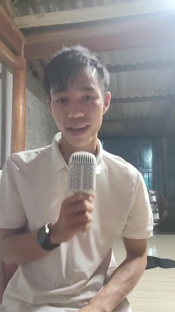 Micro karaoke The First. Mua bán Tivi, Âm thanh tại Huyện Hương Khê Hà Tĩnh được đăng bởi Tài hình 1