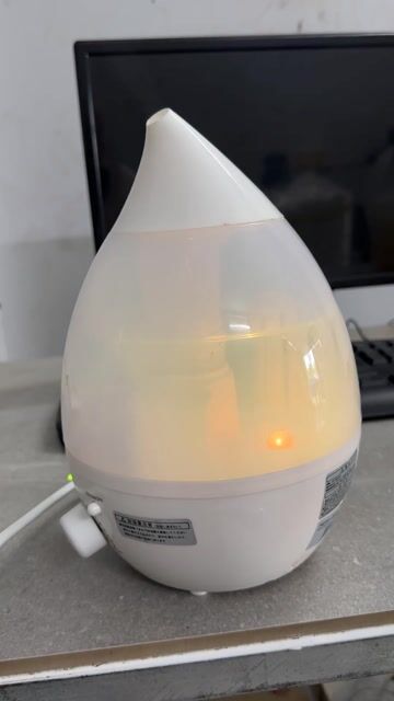 Máy tạo độ ẩm NITORI Trắng 1.3L. Mua bán Đèn tại Thành phố Sóc Trăng Sóc Trăng được đăng bởi Phạm Toàn Thắng hình 1