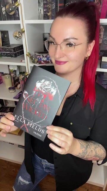 Schönes Dark Fantasy Buch ❤️‍🔥