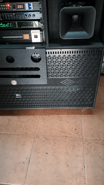Loa kéo điện 3 bass RCF 5 tấc Nexo 4 tấc Mới 100%. Mua bán Tivi, Âm thanh tại Quận Tân Bình Tp Hồ Chí Minh được đăng bởi mili hình 1