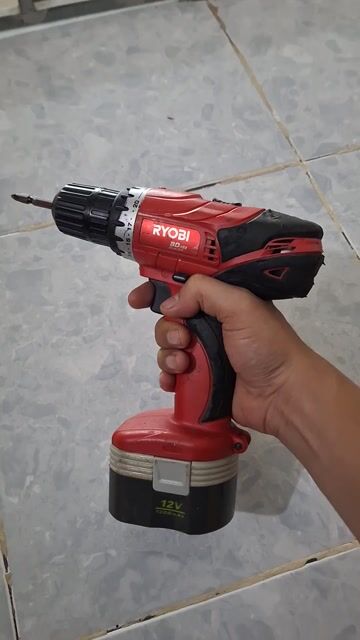 Máy khoan pin RYOBI Nhật. Mua bán Đồ chuyên dụng, Giống nuôi trồng tại Thành phố Thủ Đức Tp Hồ Chí Minh được đăng bởi HỒNG ANH CENTER hình 1
