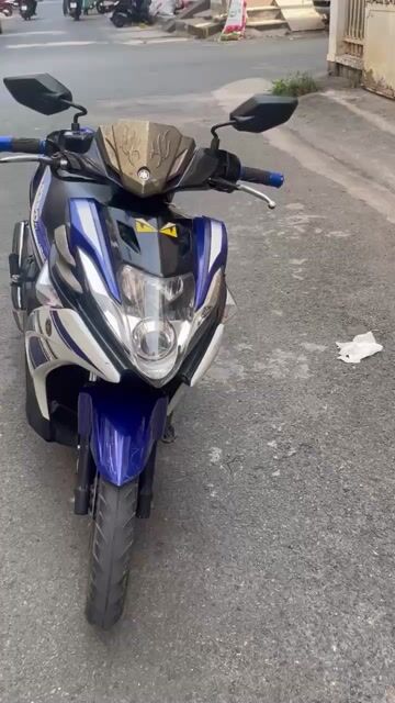 Yamaha Nouvo 5 Xanh trắng. Mua bán Xe máy tại Quận Bình Thạnh Tp Hồ Chí Minh được đăng bởi Tùng Lâm hình 1