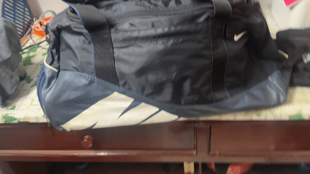 Túi trống Nike real. Mua bán Túi xách tại Quận Bình Thuỷ Cần Thơ được đăng bởi Thầy Tiến 2hand hình 1