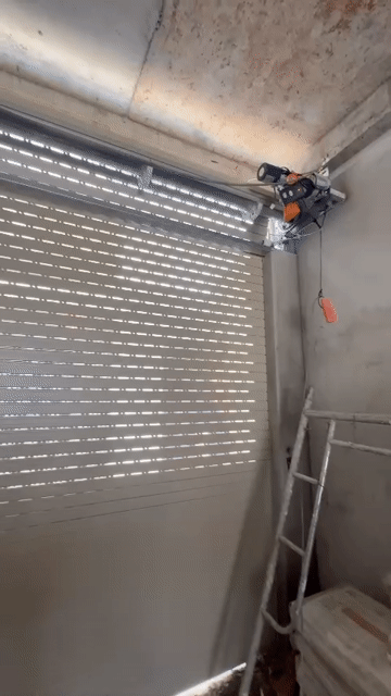 Cửa cuốn Đức. Dịch vụ nhà cửa khác tại Quận 12 Tp Hồ Chí Minh được đăng bởi CỬA CUỐN CỬA KÉO HƯNG THỊNH PHÁT hình 1