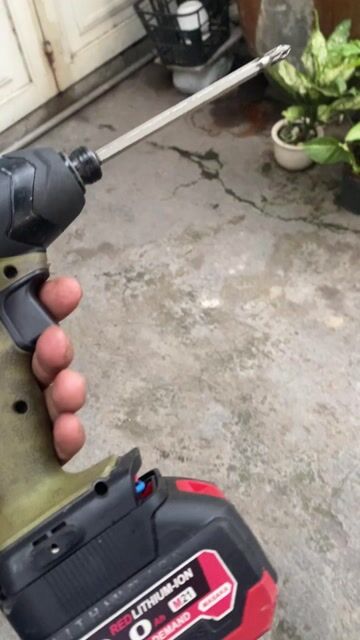 máy khoan pin nhật nhà sài