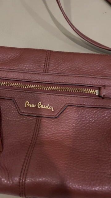 Túi đeo chéo2 hand Pierre Cardin da thật ( Auth). Mua bán Túi xách tại Quận 7 Tp Hồ Chí Minh được đăng bởi Dung mê đồ si hình 1