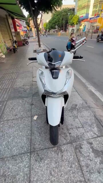 Honda Vario 150 2020 Trắng. Mua bán Xe máy tại Quận Tân Phú Tp Hồ Chí Minh được đăng bởi Tuanduy hình 1