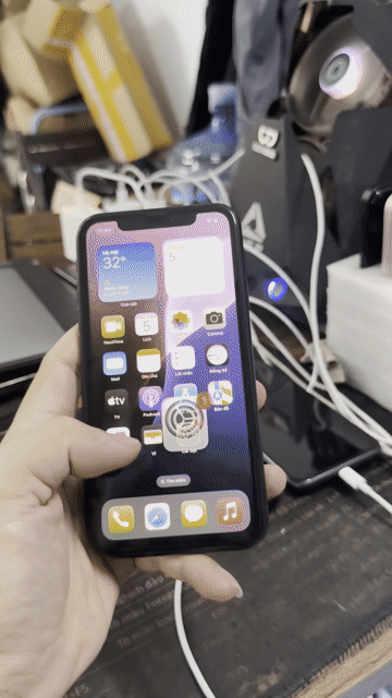 Apple iPhone XR 64GB Đen Nguyên zin. Mua bán Điện thoại tại Quận Gò Vấp Tp Hồ Chí Minh được đăng bởi Quảng Phạm Mua Iphone Lock và QT  HCM hình 1